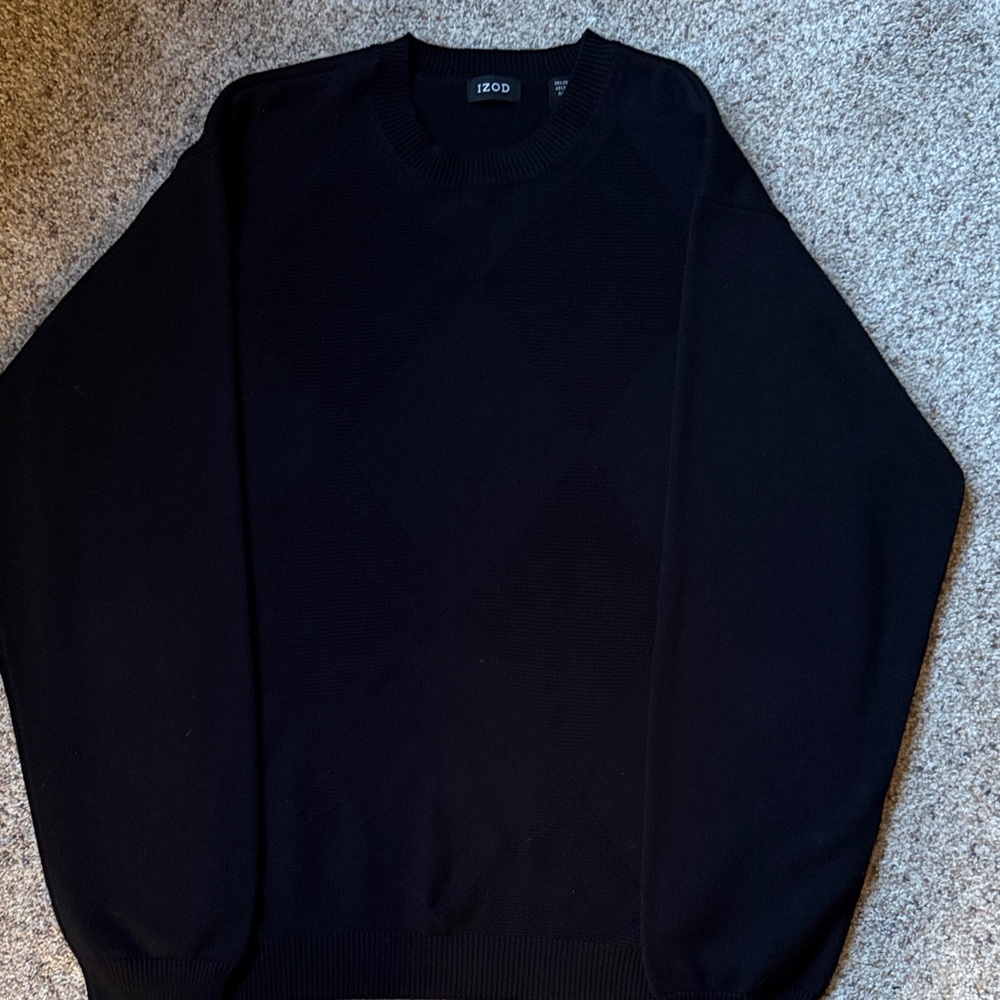 IZOD Men's Classic Black Crewneck Sweater